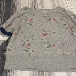 Grey flower crew sweater